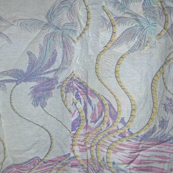 H&M Hawaiian style shirt - Picture 3 of 5